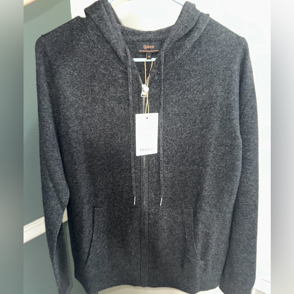 Quince Women’s Charcoal Zip-Up Sweater